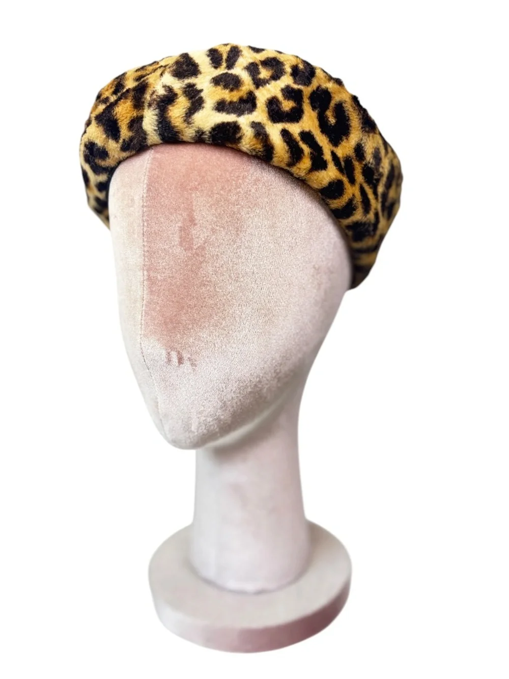 Vintage 1960s Leopard Faux Fur Beret‎ – Classic Parisian Style